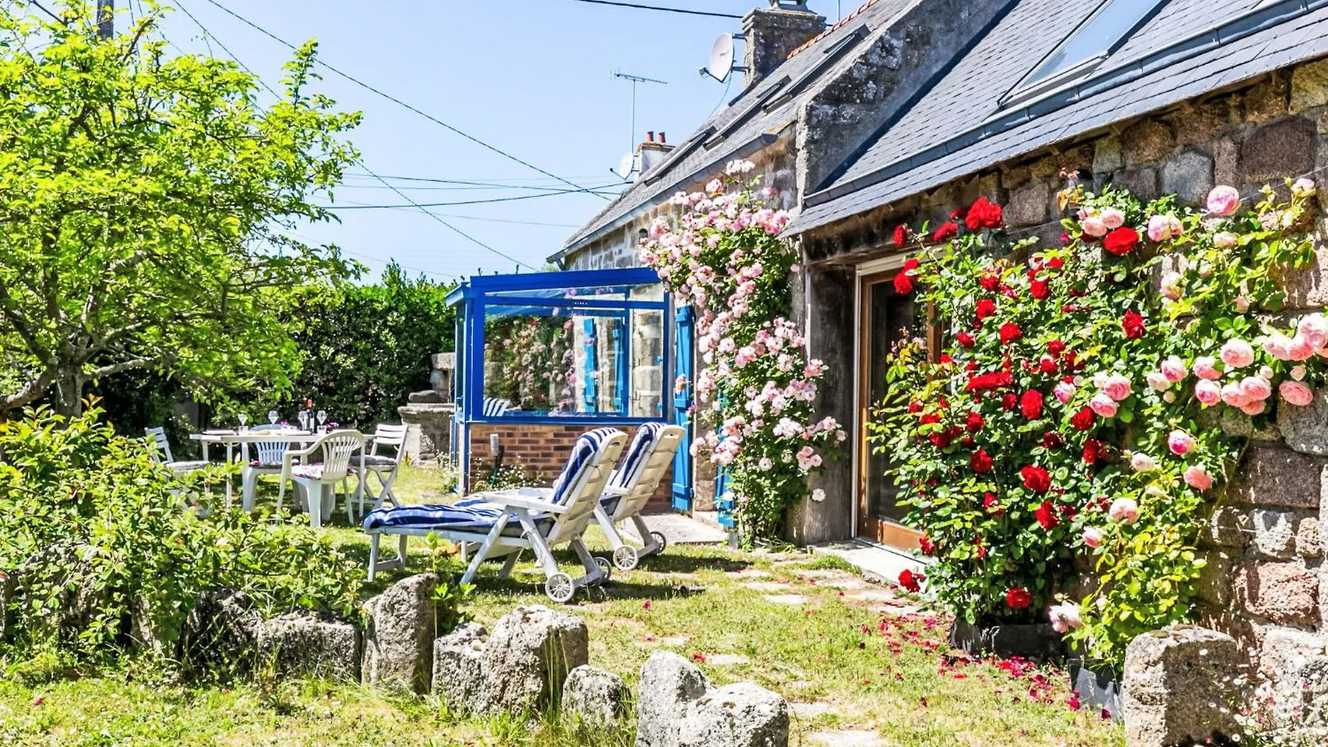 Trégunc Holiday Home Ty-2-Go By Interhome